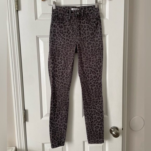 Good American Good Legs Leopard Print Jeans 0094 - Picture 3 of 6
